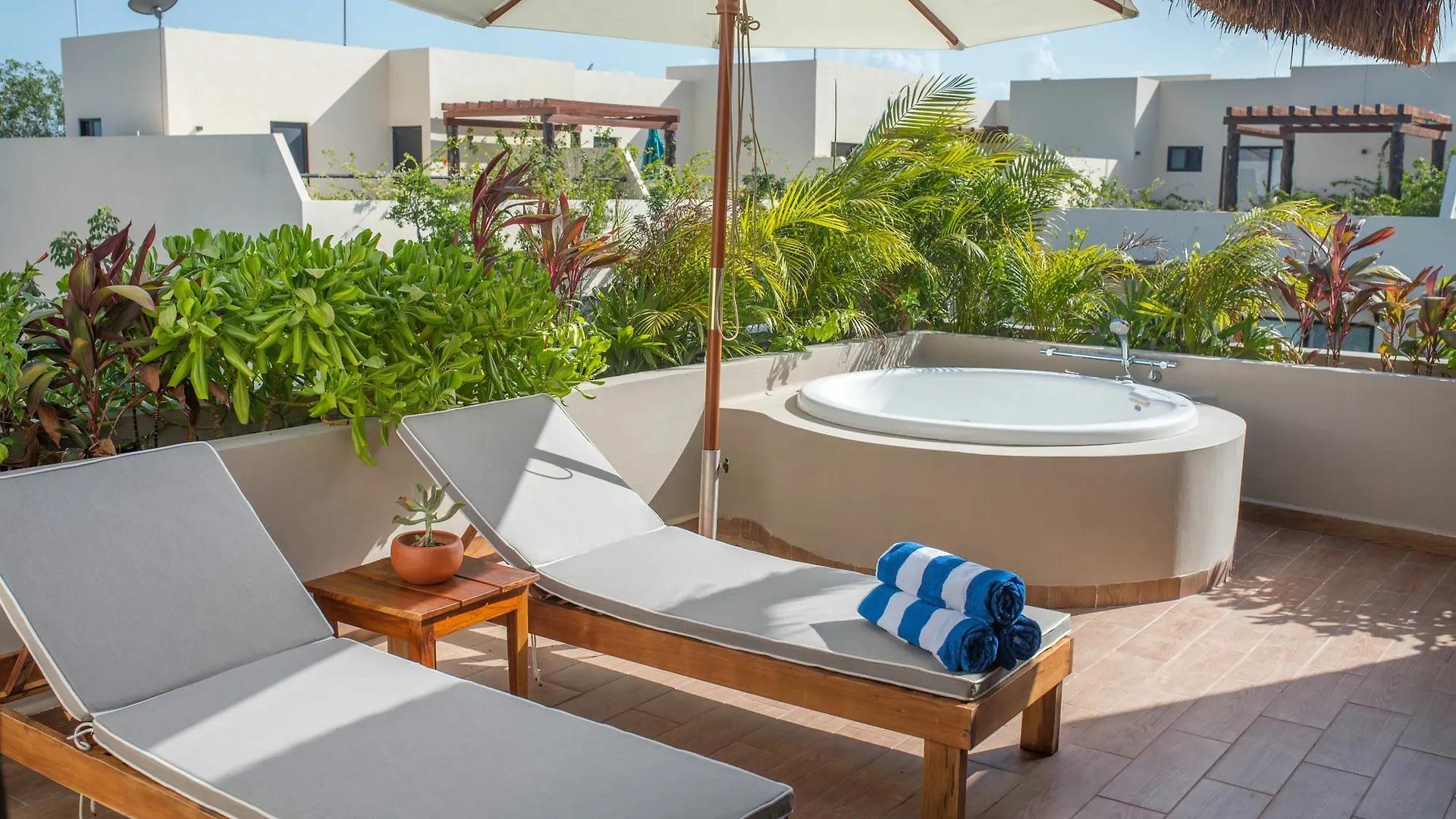 Agua De Mar Ph 305 By Imexico Apartment Tulum 0*,  Mexico